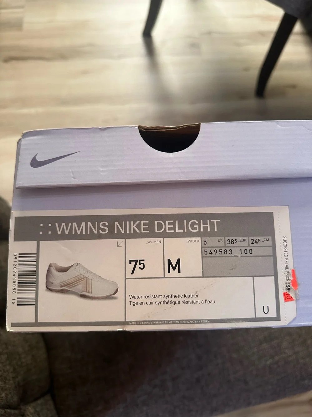 Nike Women’s White and Tan Athletic Golf Shoes